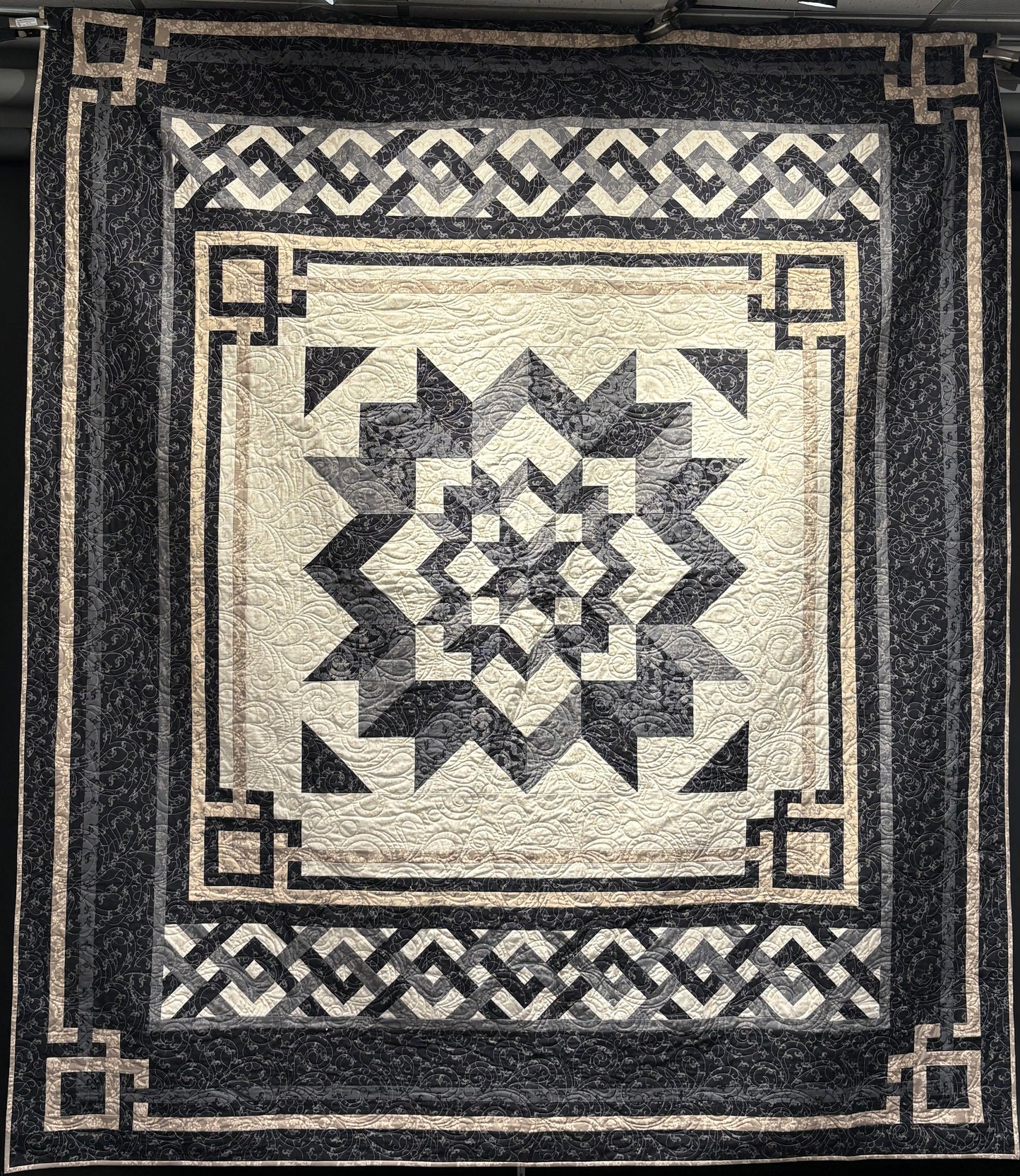 Queen size Carpenters Star